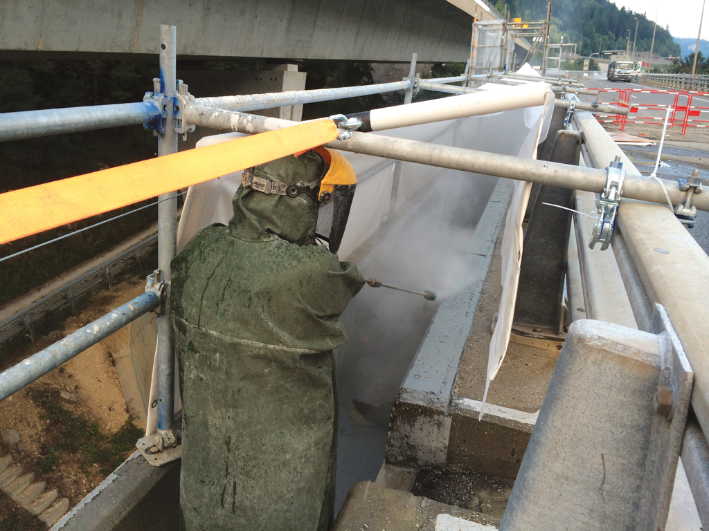 techniques-haute-pression-thp-chantier-autoroute-hydrodemolition